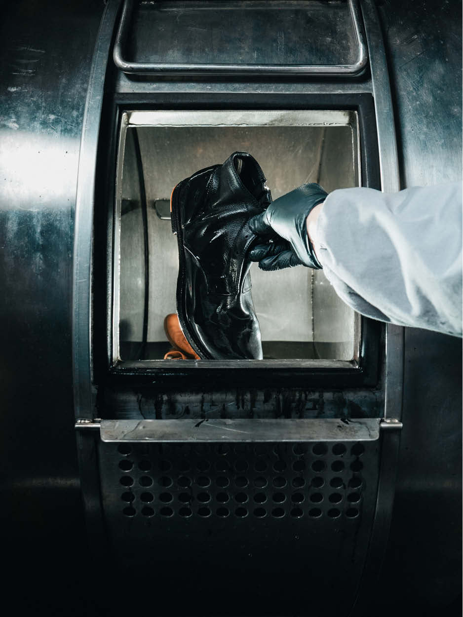 Officine Creative: Calzature e accessori artigianali