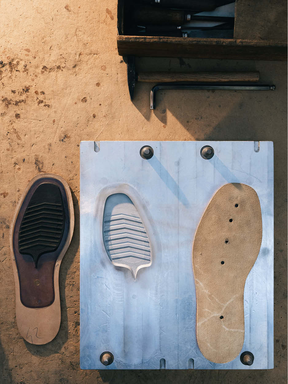 Officine Creative: Calzature e accessori artigianali