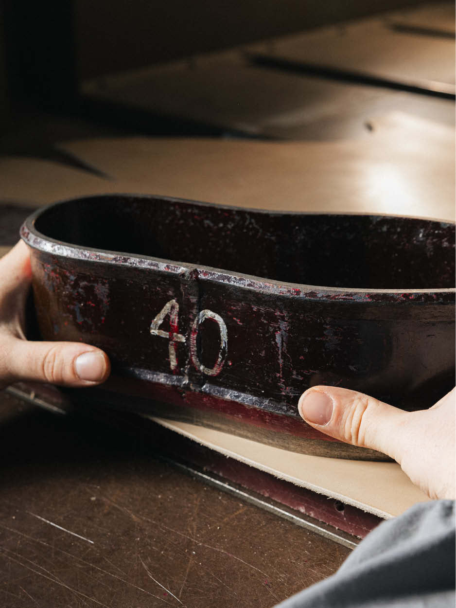 Officine Creative: Calzature e accessori artigianali