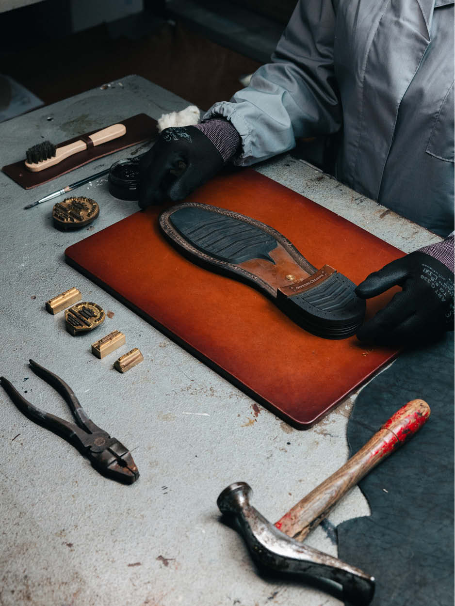 Officine Creative: Calzature e accessori artigianali