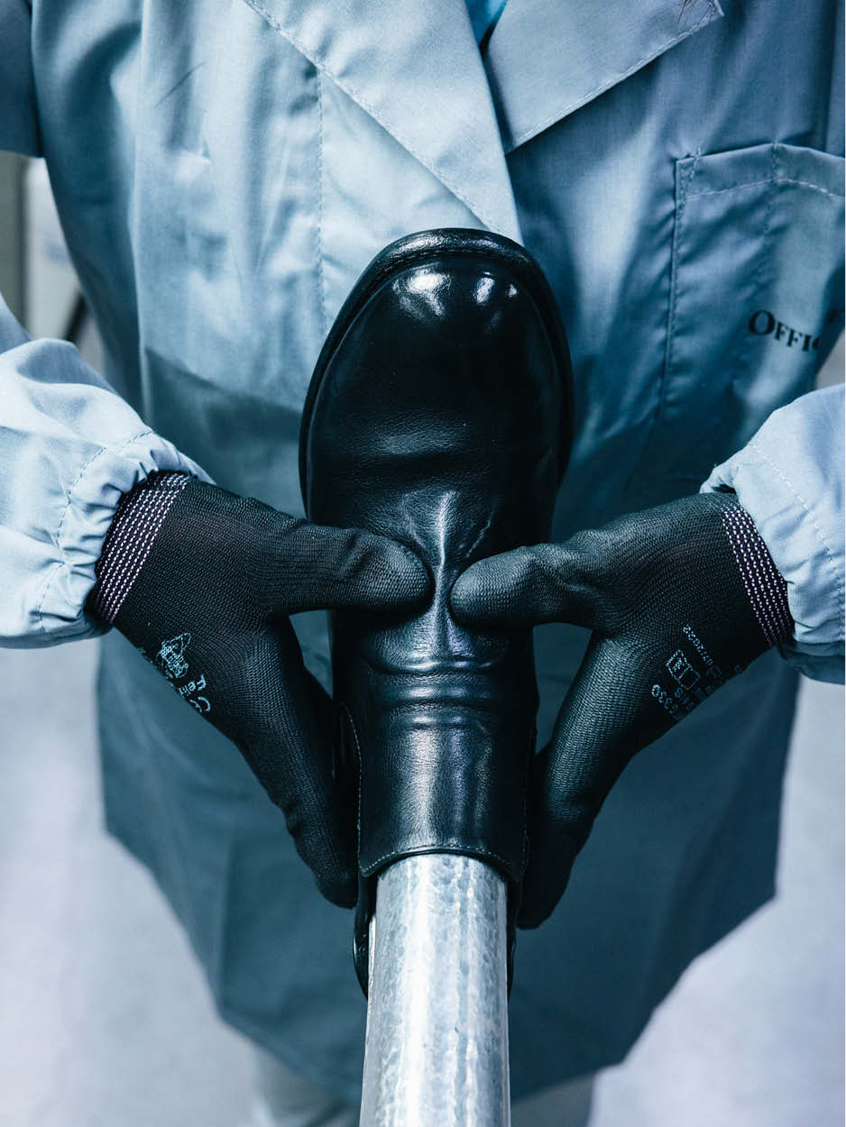 Officine Creative: Calzature e accessori artigianali
