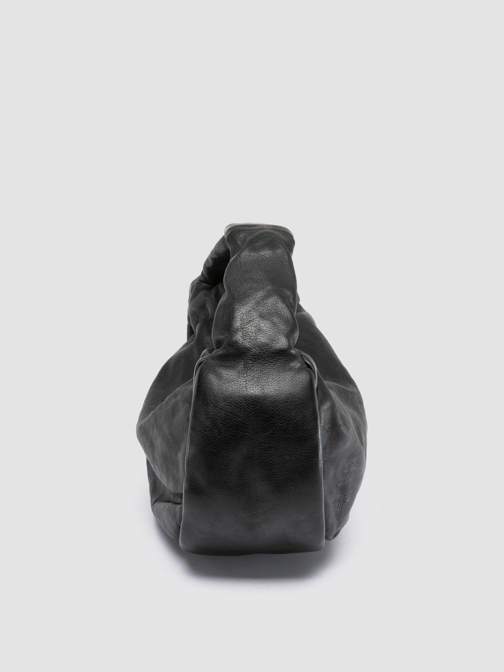 BOLINA 044 - Schwarze Umhängetasche aus Leder - image 5,side view