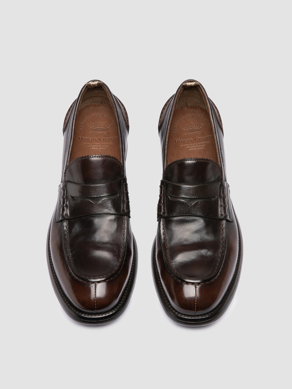 CHRONICLE 056 - Braune Penny-Loafers aus Leder - image 2,side view