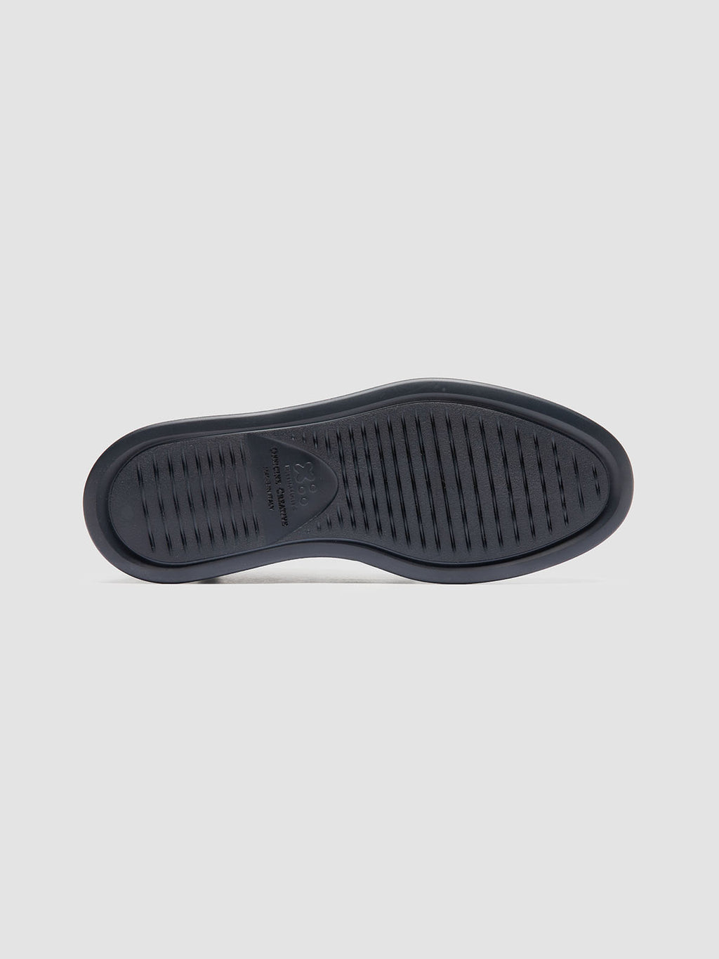 FRAME 002 - Blaue Chukka-Stiefel aus Wildleder - image 5,side view