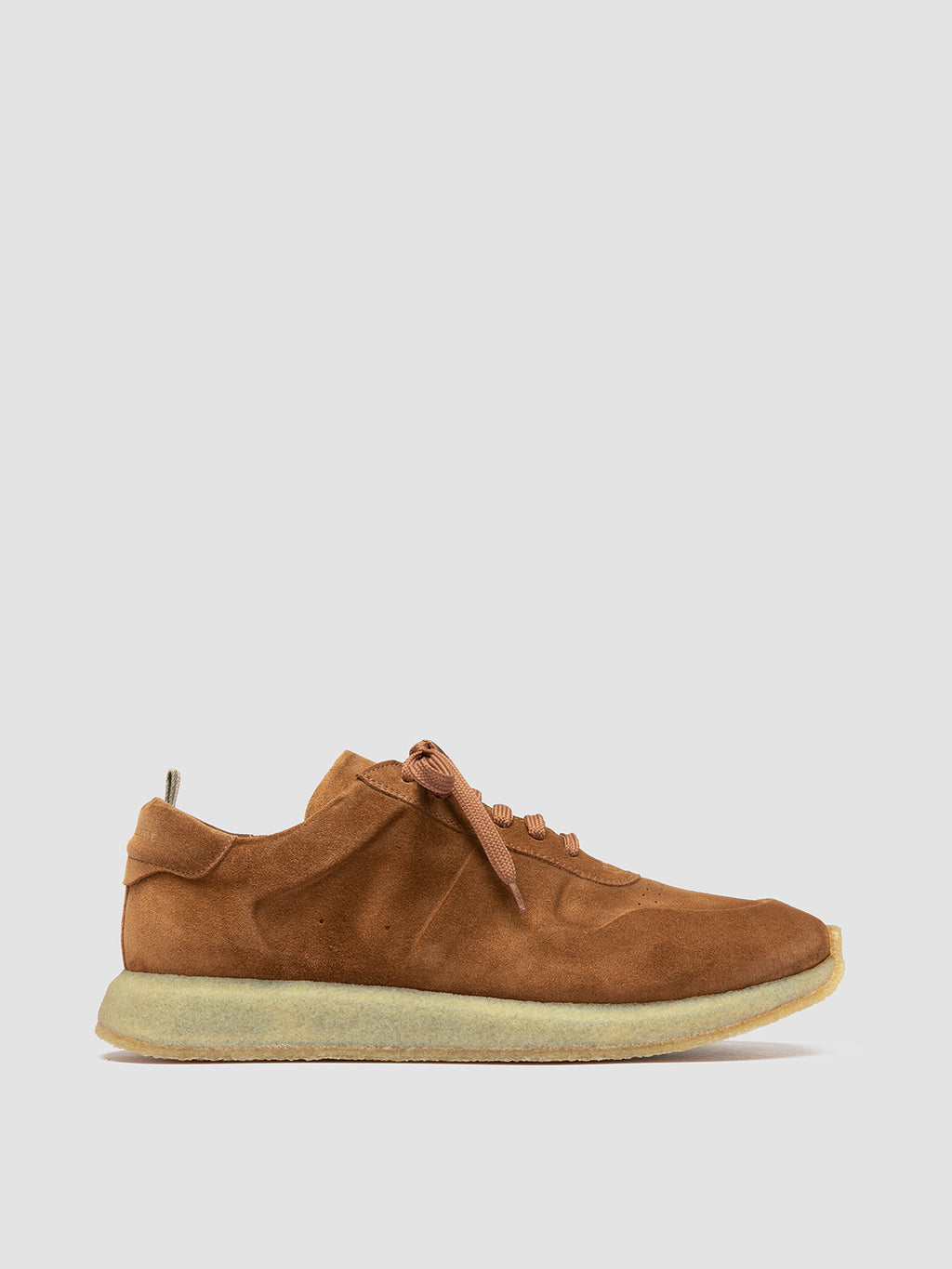 LEGEND 001 - Braune Low-Top-Sneakers aus Wildleder - image 1,side view