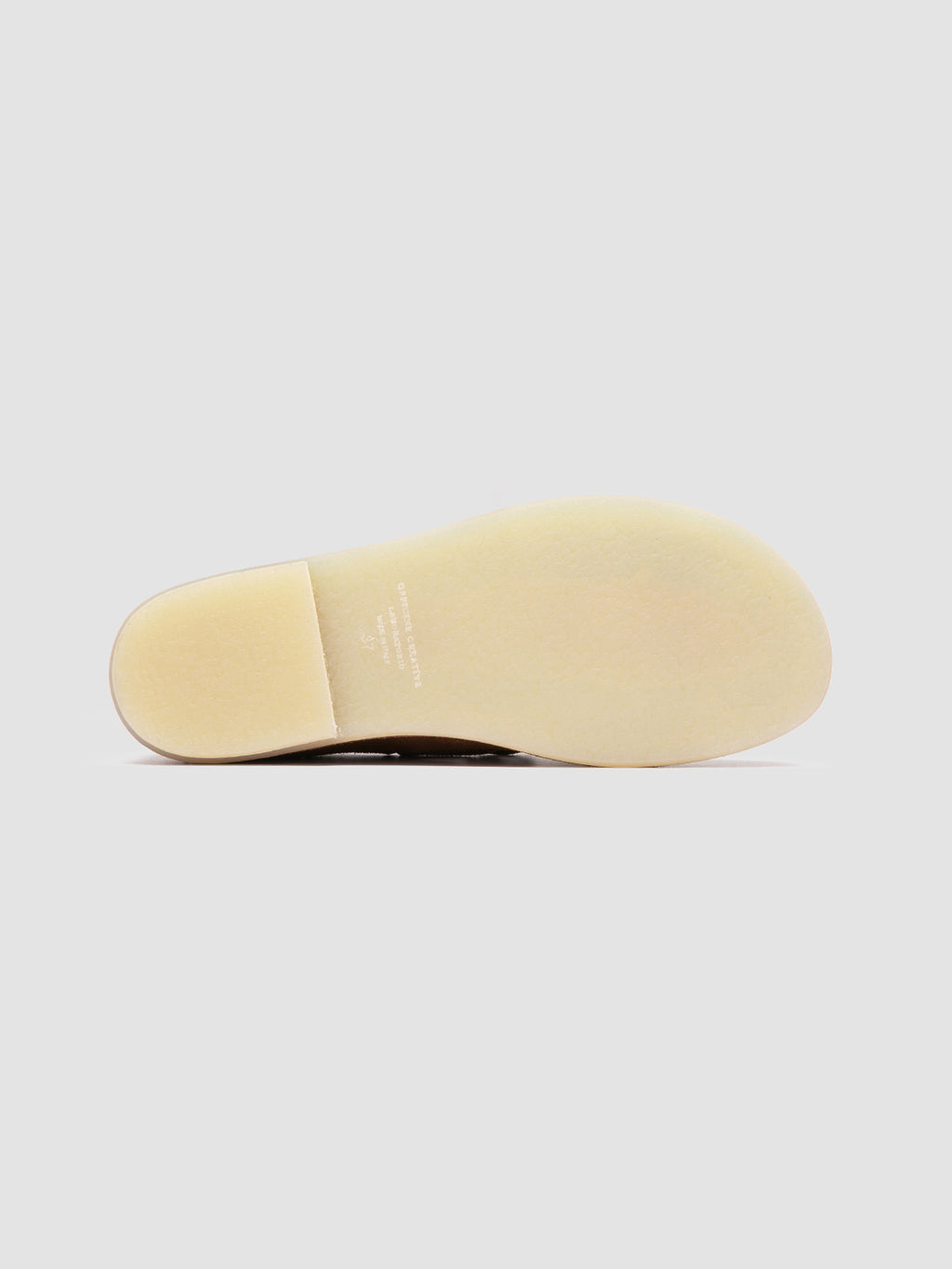 LOVE 101 - braune Bootsschuhe aus Wildleder - image 5,side view