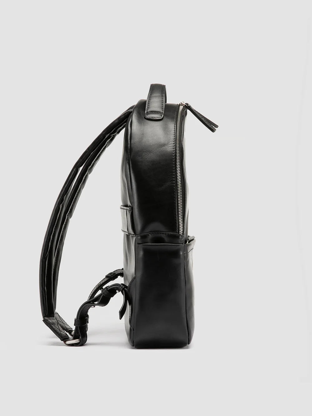 QUENTIN 020 - Black Leather Backpack - image 3,side view