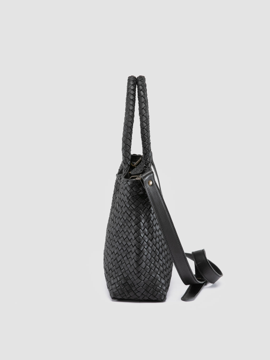 RAQUEL 001 - Black Leather Shoulder Bag - image 6,side view