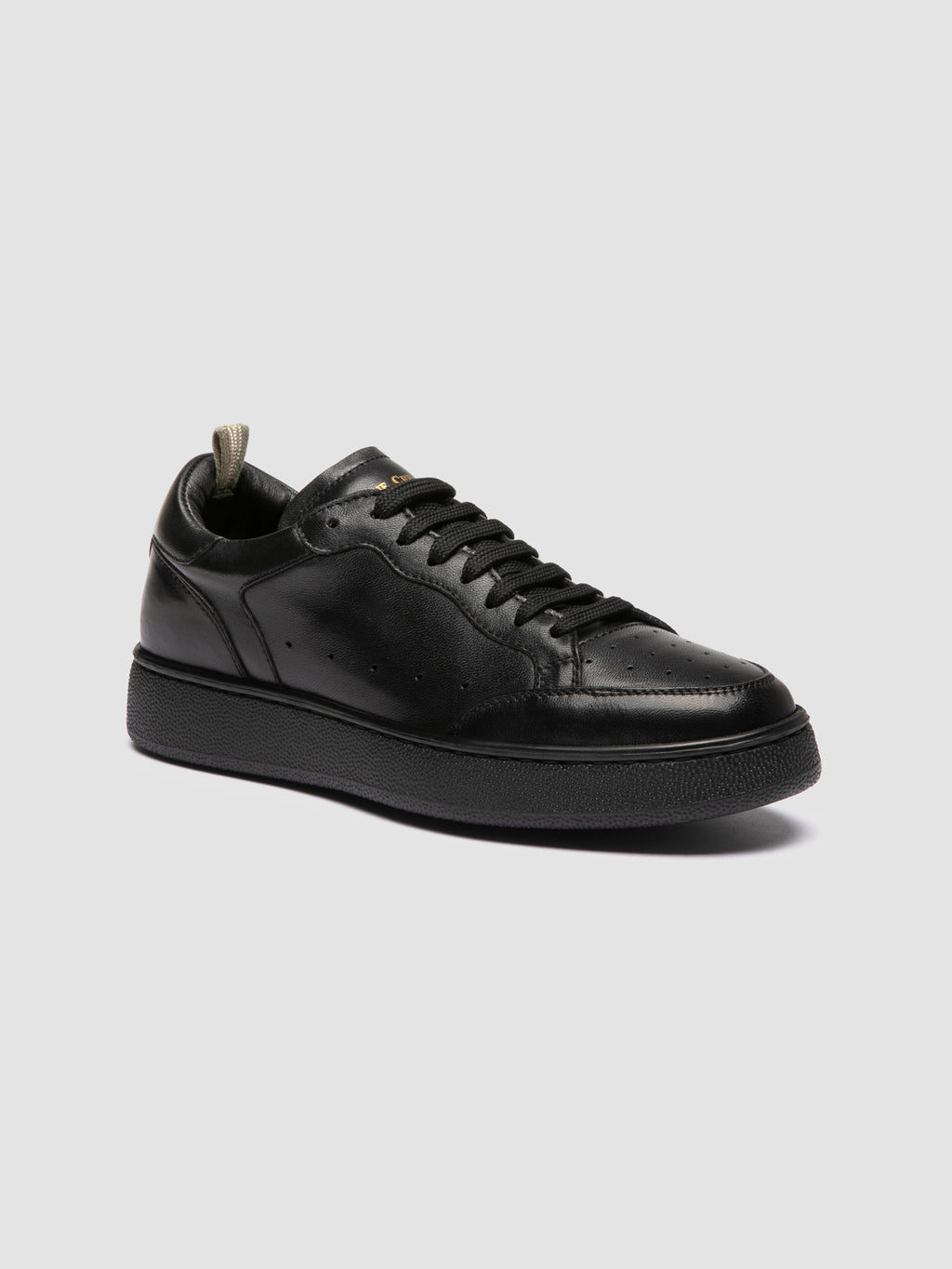 THE ANSWER 101 - Schwarze Low-Top-Sneaker aus Leder - image 3,side view