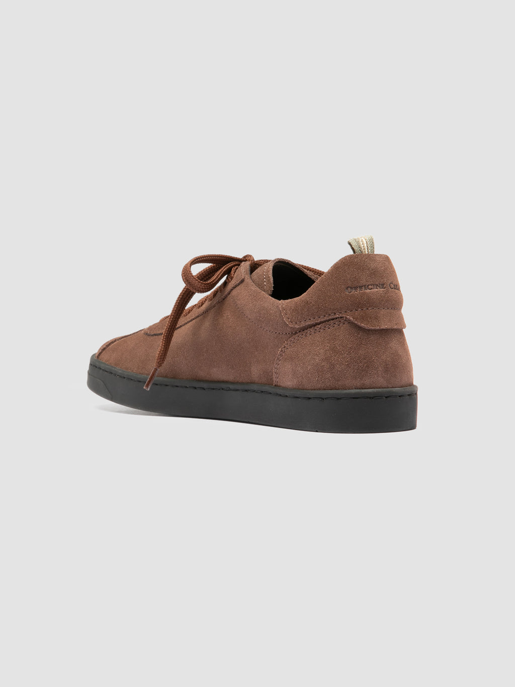 KARMA 101 - Braune Low-Top-Sneaker aus Wildleder - image 4,side view