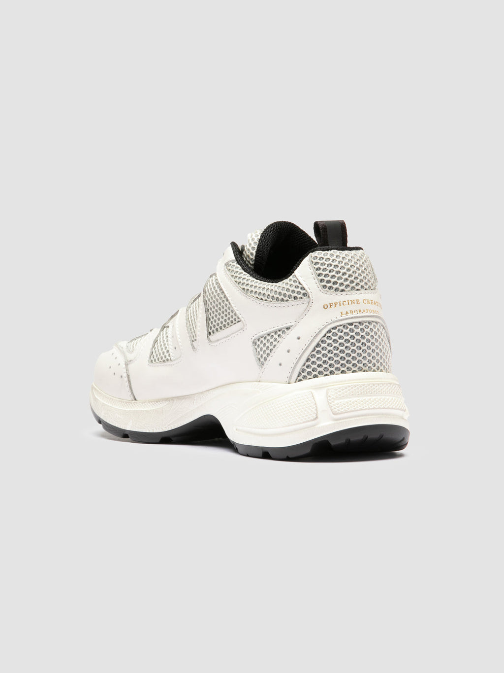 SUPURBIA 101 - Weiße Low-Top-Sneaker aus Leder und Mesh - image 4,side view
