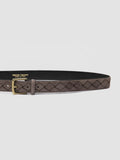 OC STRIP 29 - Taupefarbener Gürtel aus gewebtem Wildleder - thumb image 4,side view