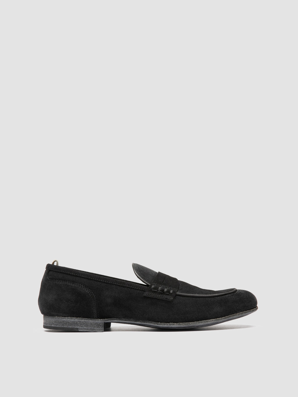 BILT 001 - Schwarze Penny-Loafer aus Wildleder - image 1,side view
