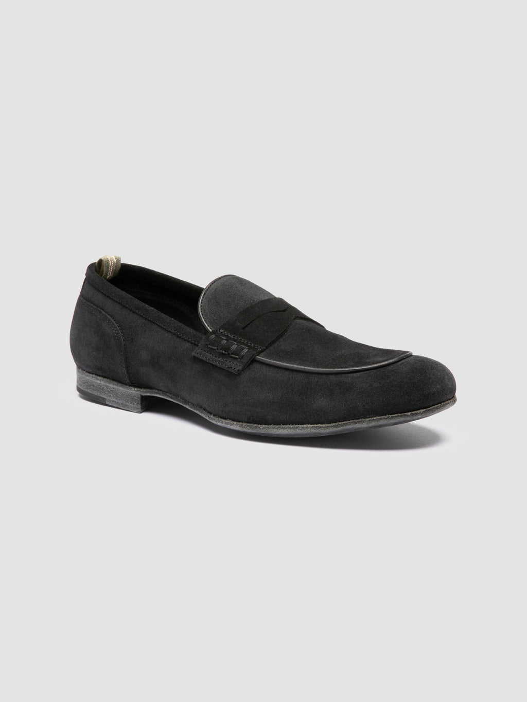 BILT 001 - Schwarze Penny-Loafer aus Wildleder - image 3,side view