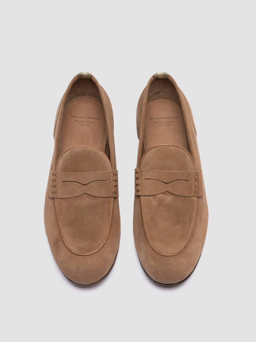 BILT 001 - Beigefarbene Penny-Loafer aus Wildleder - image 2,side view