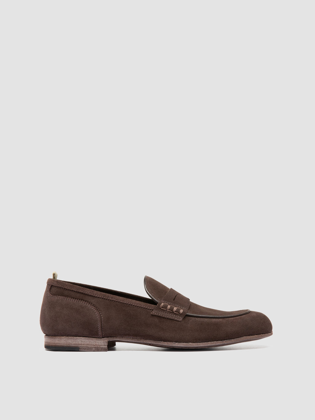BUG 001 - Braune Penny-Loafer aus Wildleder - image 1,side view
