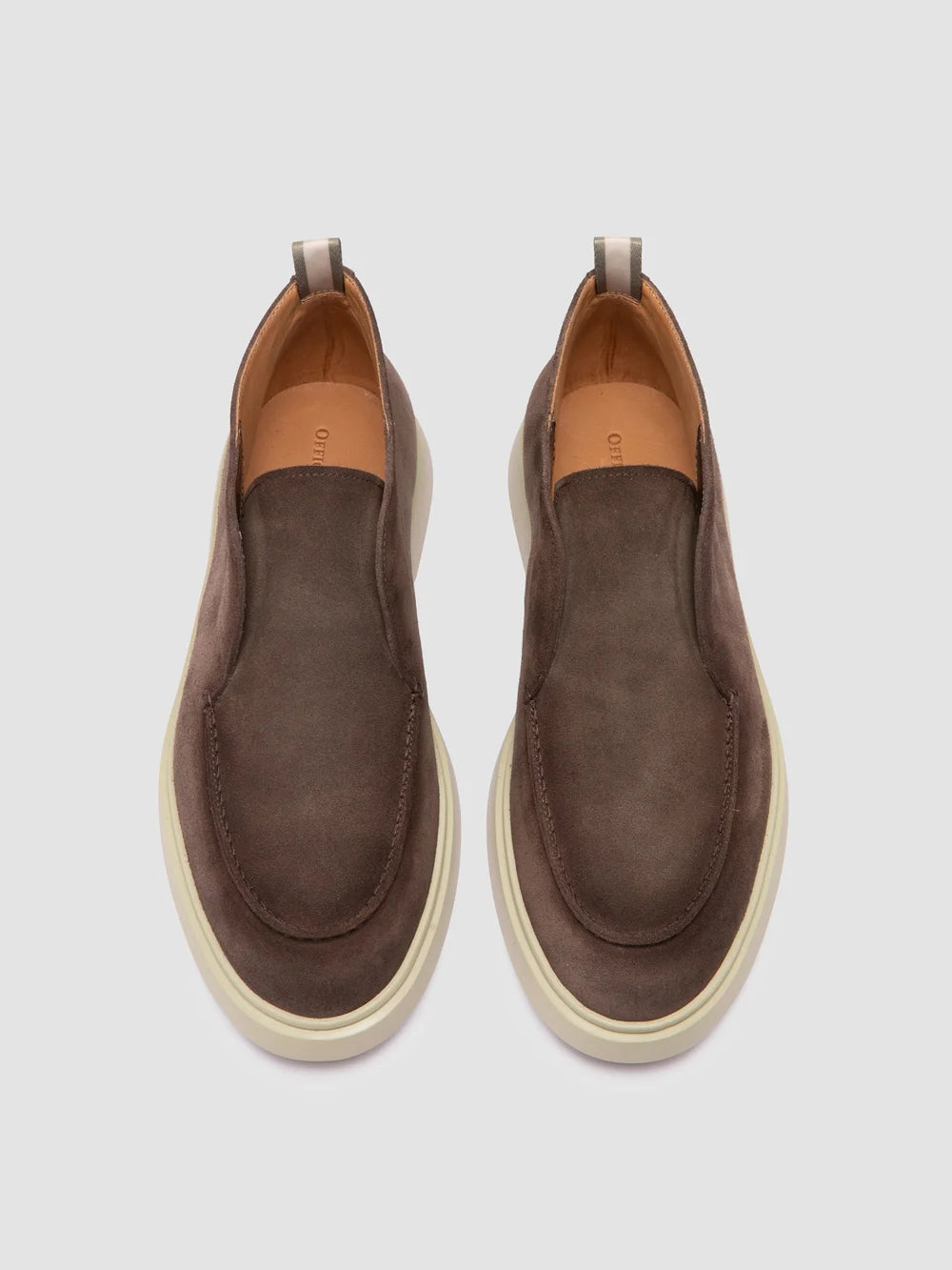 BONES 003 - Braune Chukka-Stiefel aus Wildleder - image 2,side view