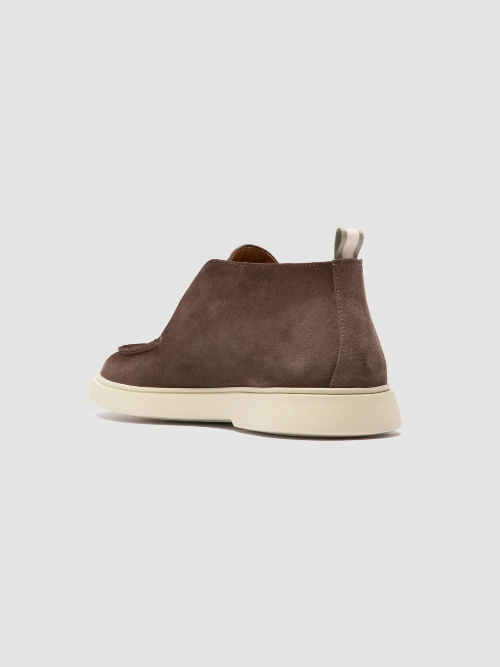 BONES 003 - Braune Chukka-Stiefel aus Wildleder - image 4,side view