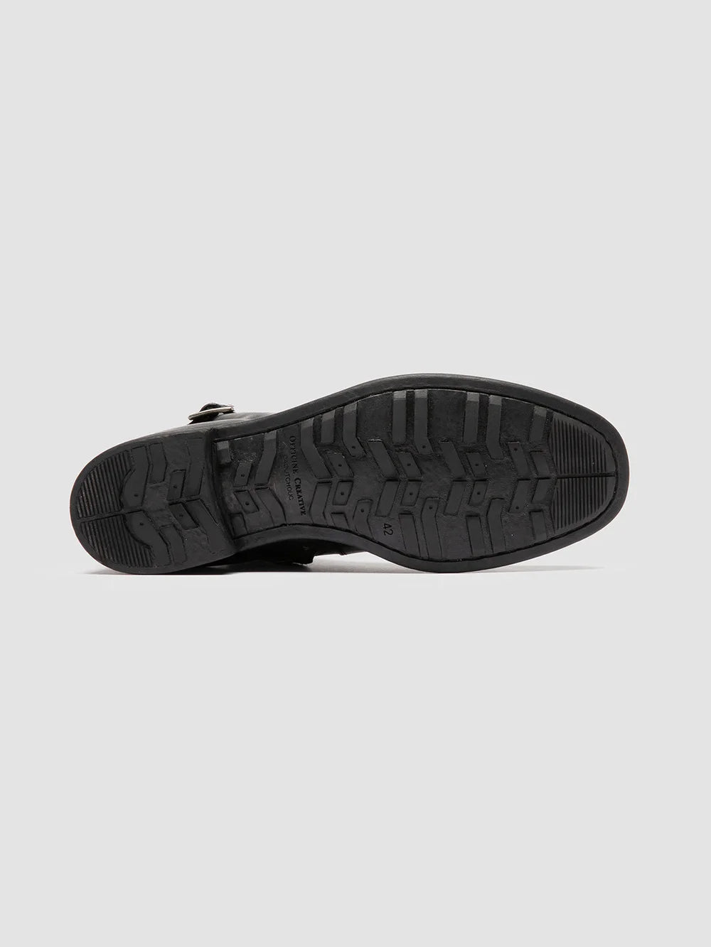 CHRONICLE 068 - Black Leather Zipped Boots - image 5,side view
