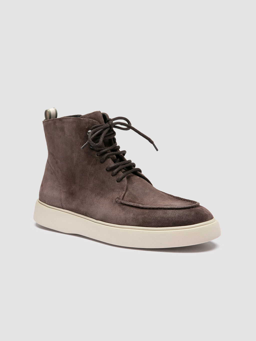 FRAME 004 - Braune Schnürstiefel aus Wildleder - image 3,side view