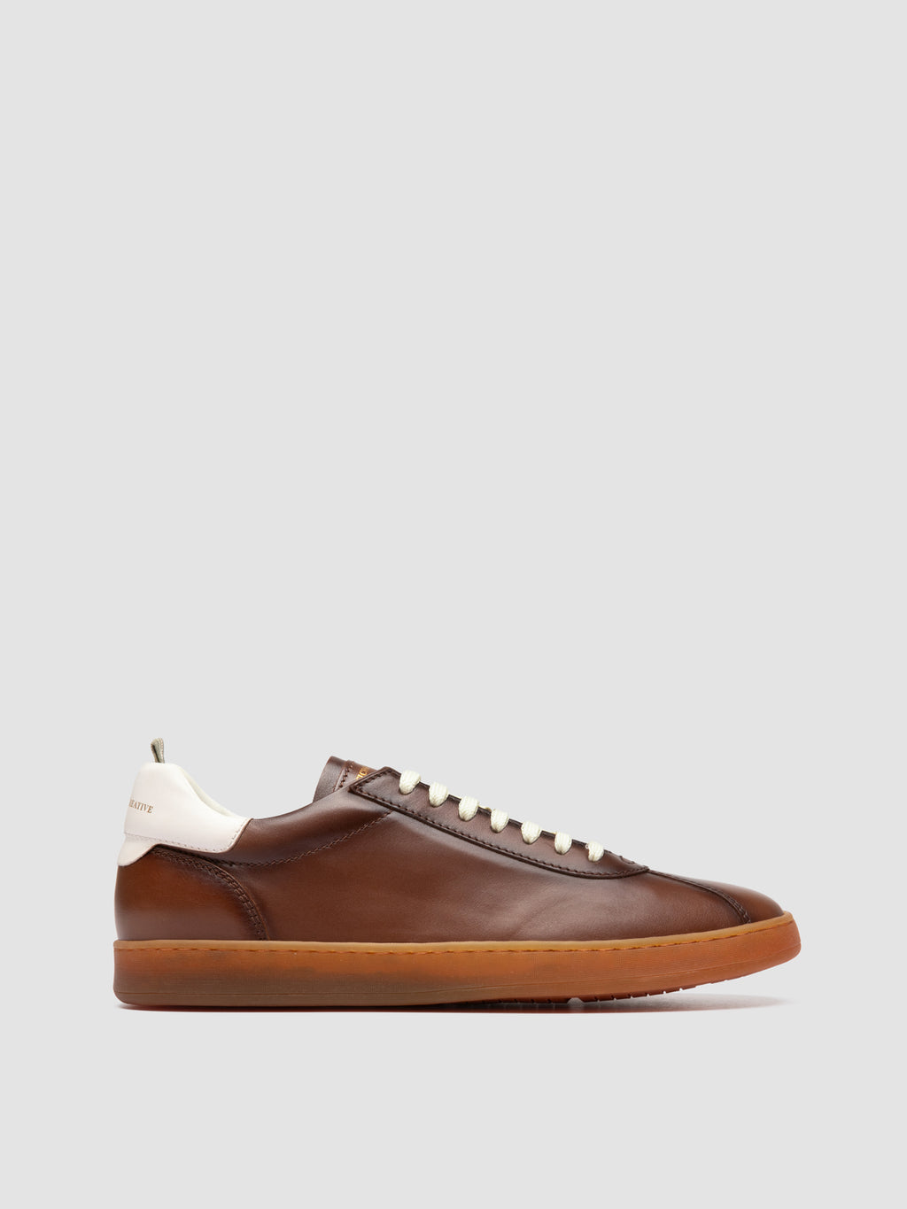 GINNASIO 003 - Braune Low-Top-Sneaker aus Leder - image 1,side view