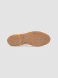 KENT 002 - Taupefarbene Chukka-Stiefel aus Wildleder - thumb image 5,side view