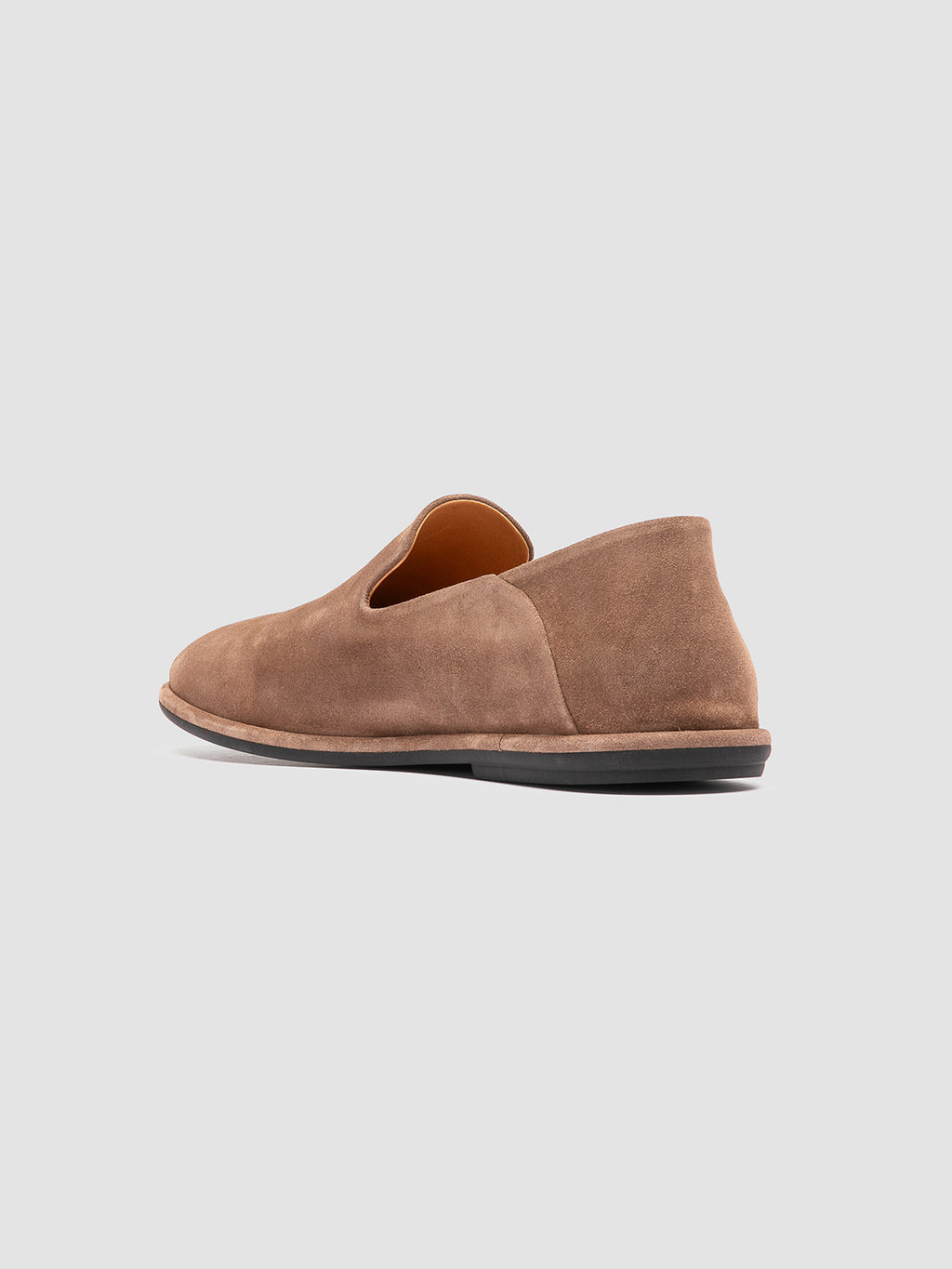 MIENNE 001 - taupefarbene Slipper aus Wildleder - image 4,side view