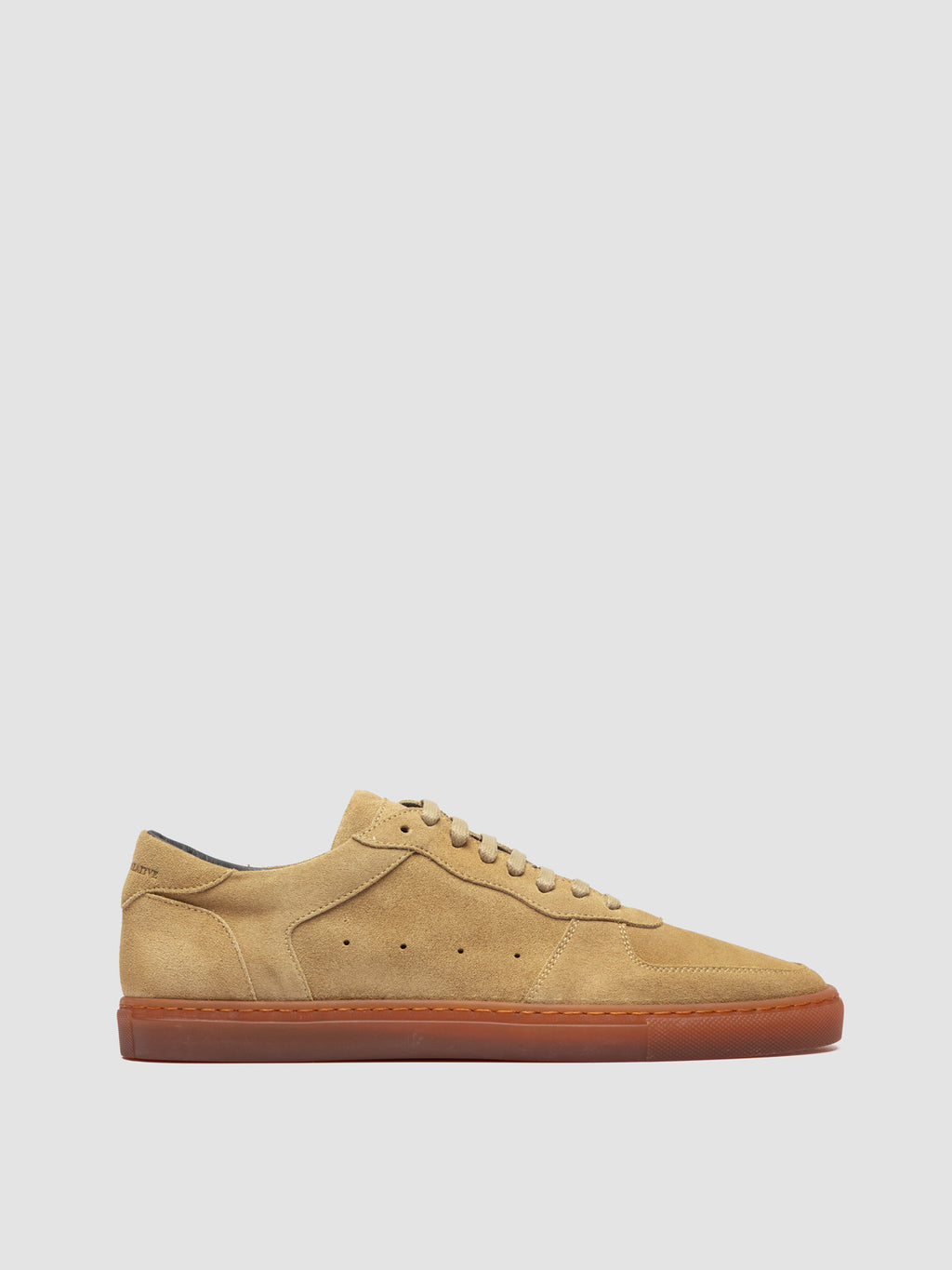 SISSO 001 - Braune Low-Top-Sneakers aus Wildleder - image 1,side view