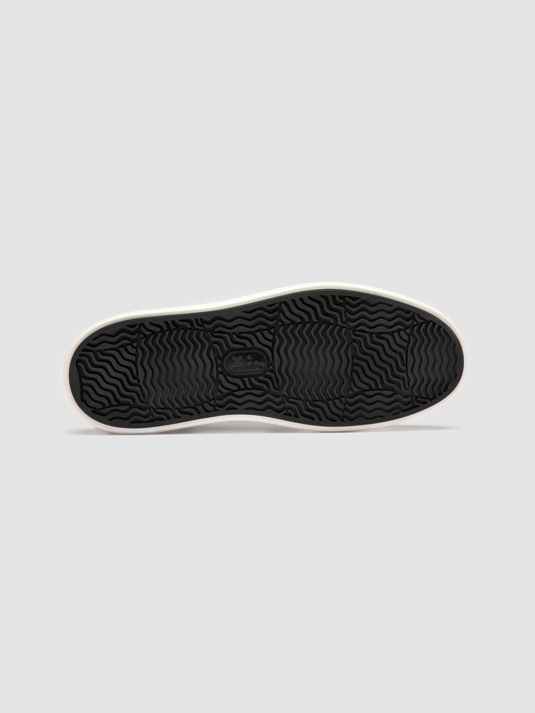 SLOUCH 001 - White Suede Sneakers