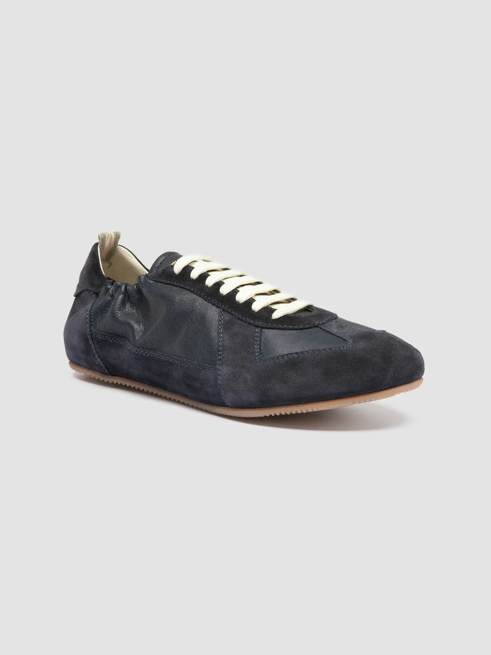 SUBSIDE 001 - Low-Top-Sneaker aus blauem Leder und Wildleder - image 3,side view