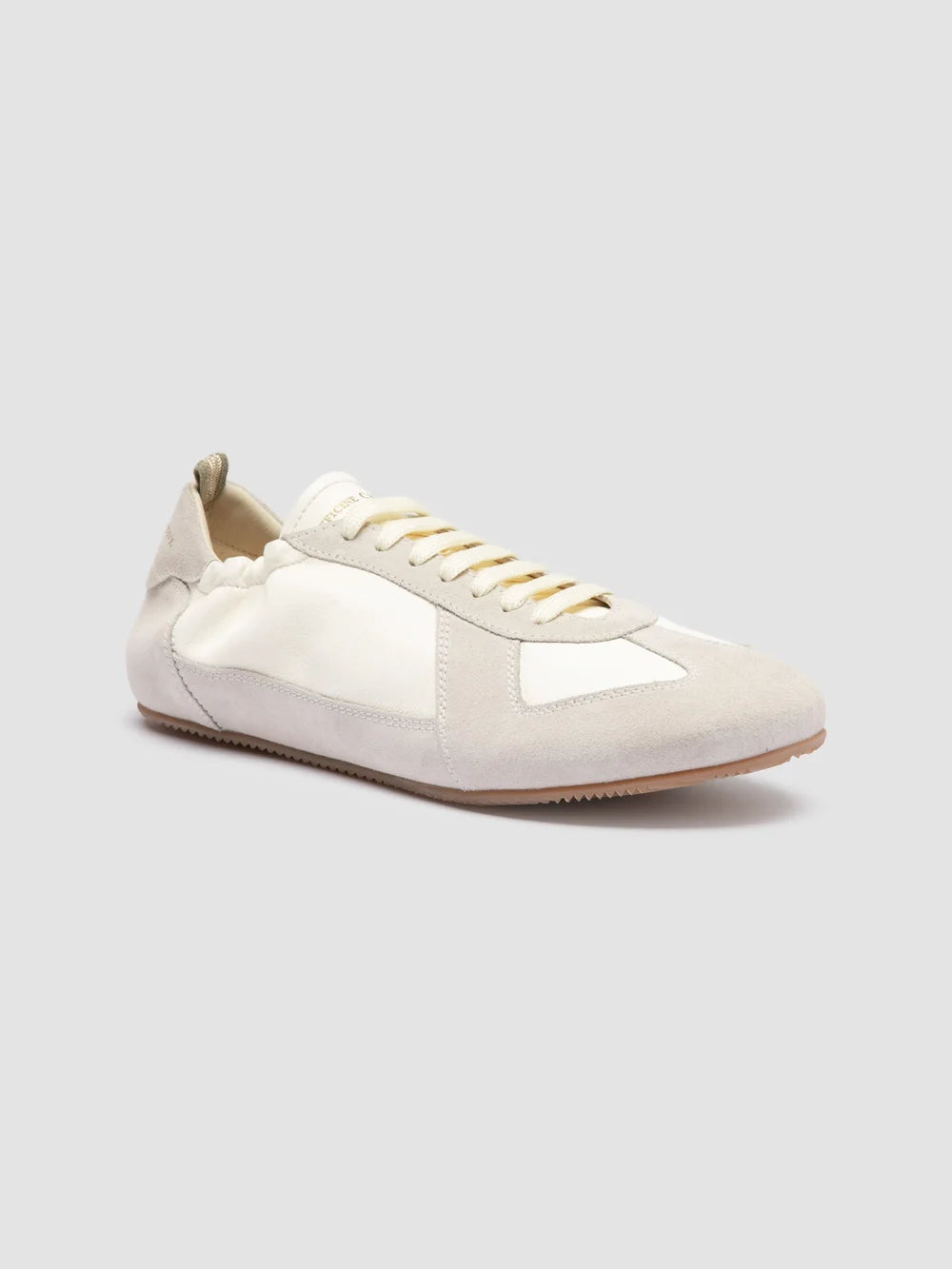 SUBSIDE 001 - Low-Top-Sneaker aus weißem Leder und Wildleder - image 3,side view