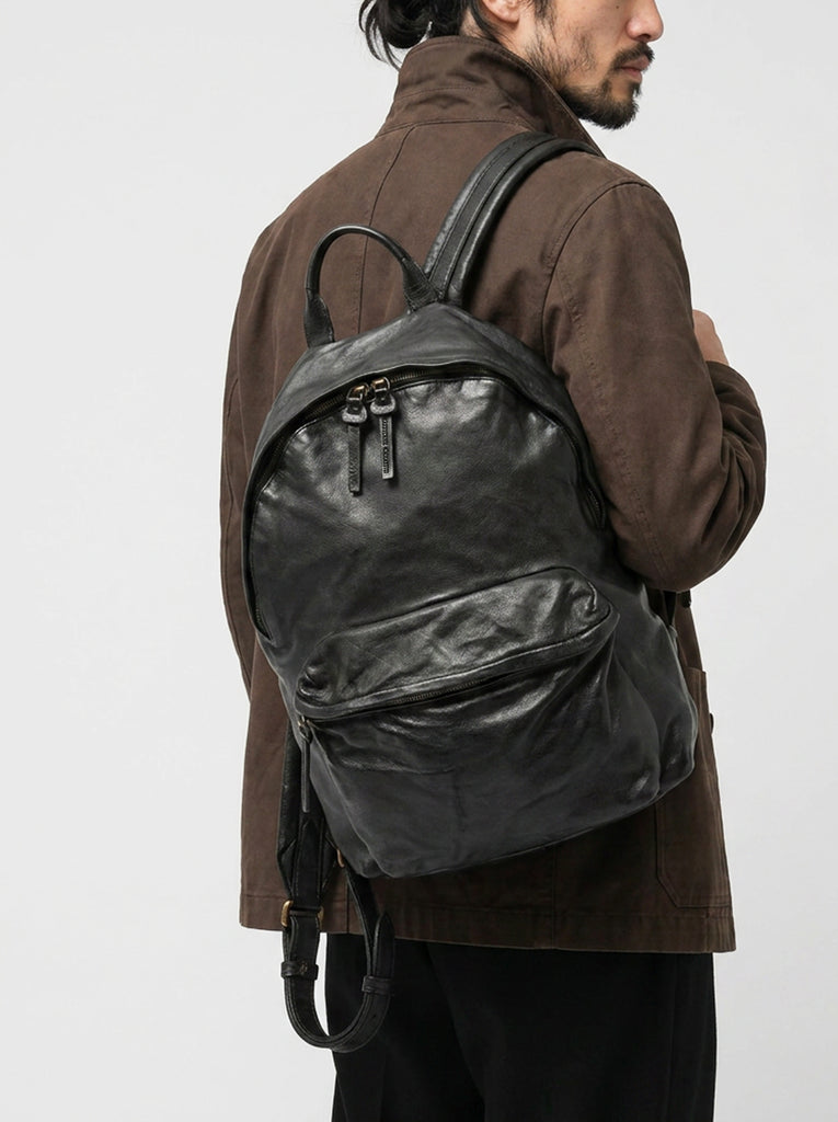 OC PACK 004 - schwarzer Lederrucksack-hover