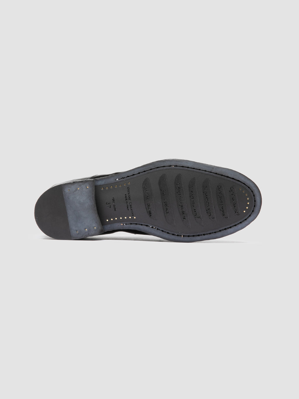 SOLITUDE 107 - Schwarze Penny-Loafers aus Leder - image 5,side view