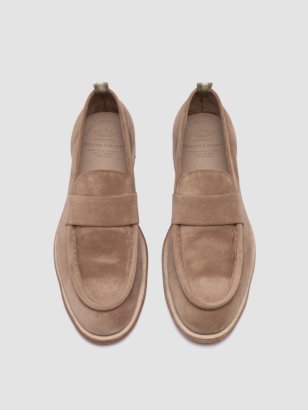 SOUND 001 - Taupefarbene Slipper aus Wildleder - image 2,side view