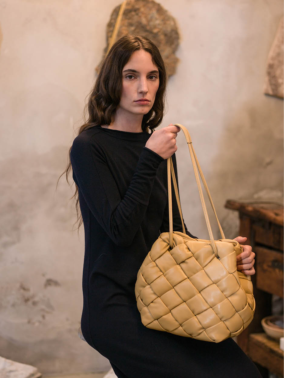 Officine Creative: Calzature e accessori artigianali
