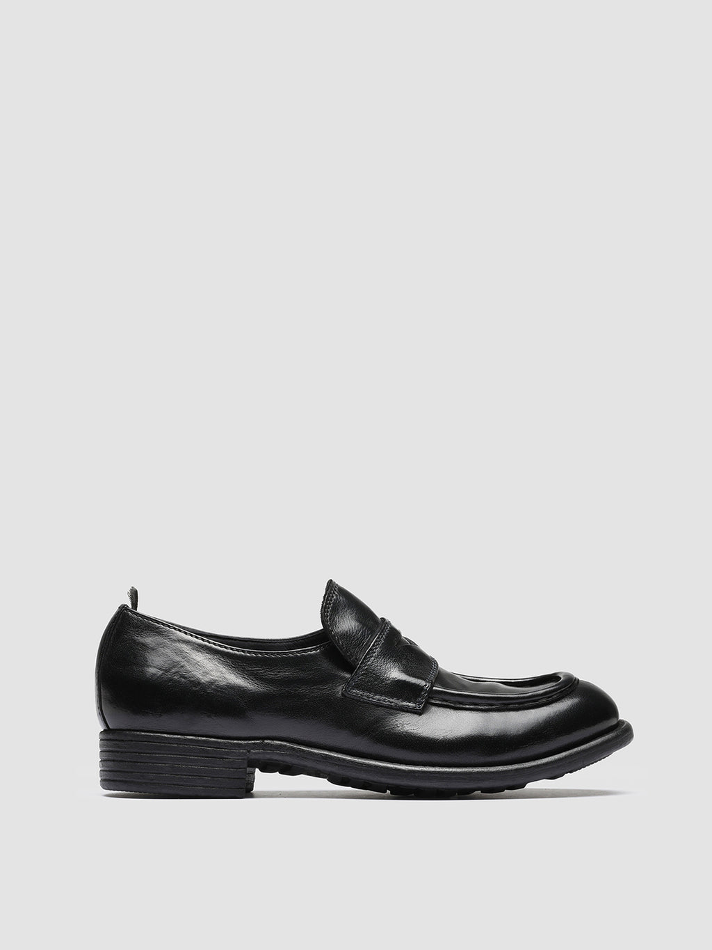 CALIXTE 020 - schwarze Leder-Loafer - image 1,side view