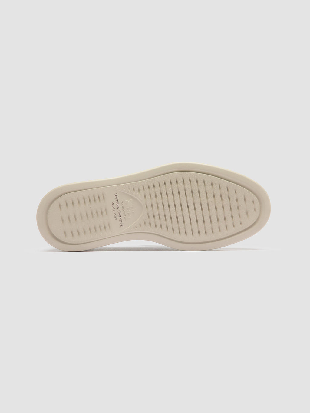 FRAME 001 - graue Penny-Loafer aus Wildleder - image 5,side view